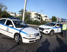 დააკავეს ბერძენი პოლიციელი, რომელსაც სამსახურის მანქანით 102 კგ ნარკოტიკი გადაჰქონდა